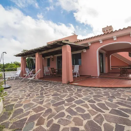 Splendida Su Due Livelli Villa Stintino